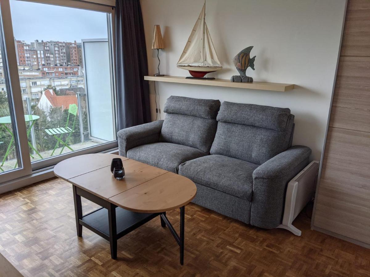 Studio Met Frontaal Zeezicht Middelkerke Buitenkant foto