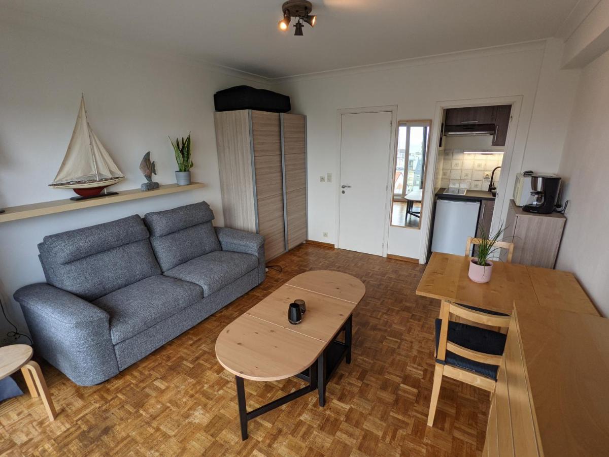 Studio Met Frontaal Zeezicht Middelkerke Buitenkant foto
