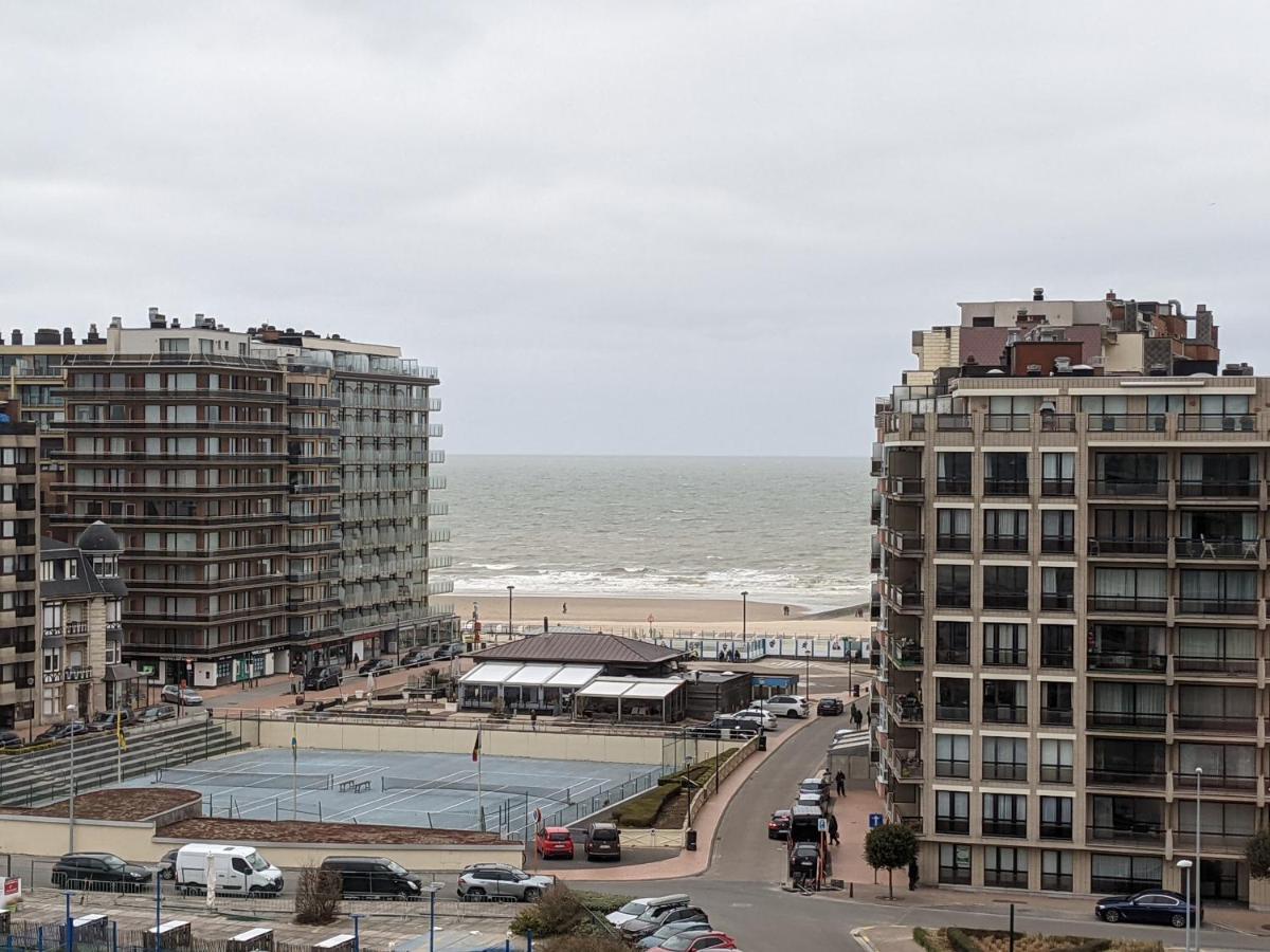 Studio Met Frontaal Zeezicht Middelkerke Buitenkant foto